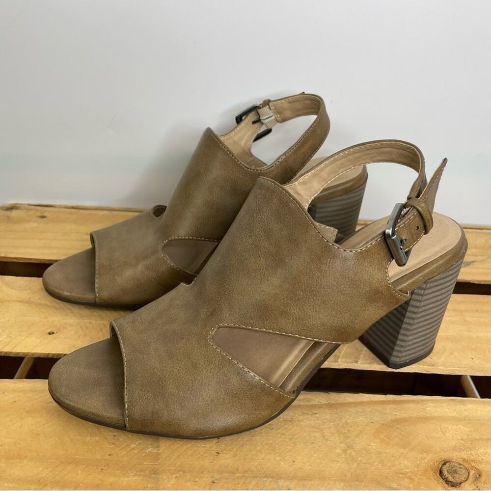 Soul Naturalizer Clayre heel sandals size 8.5M
